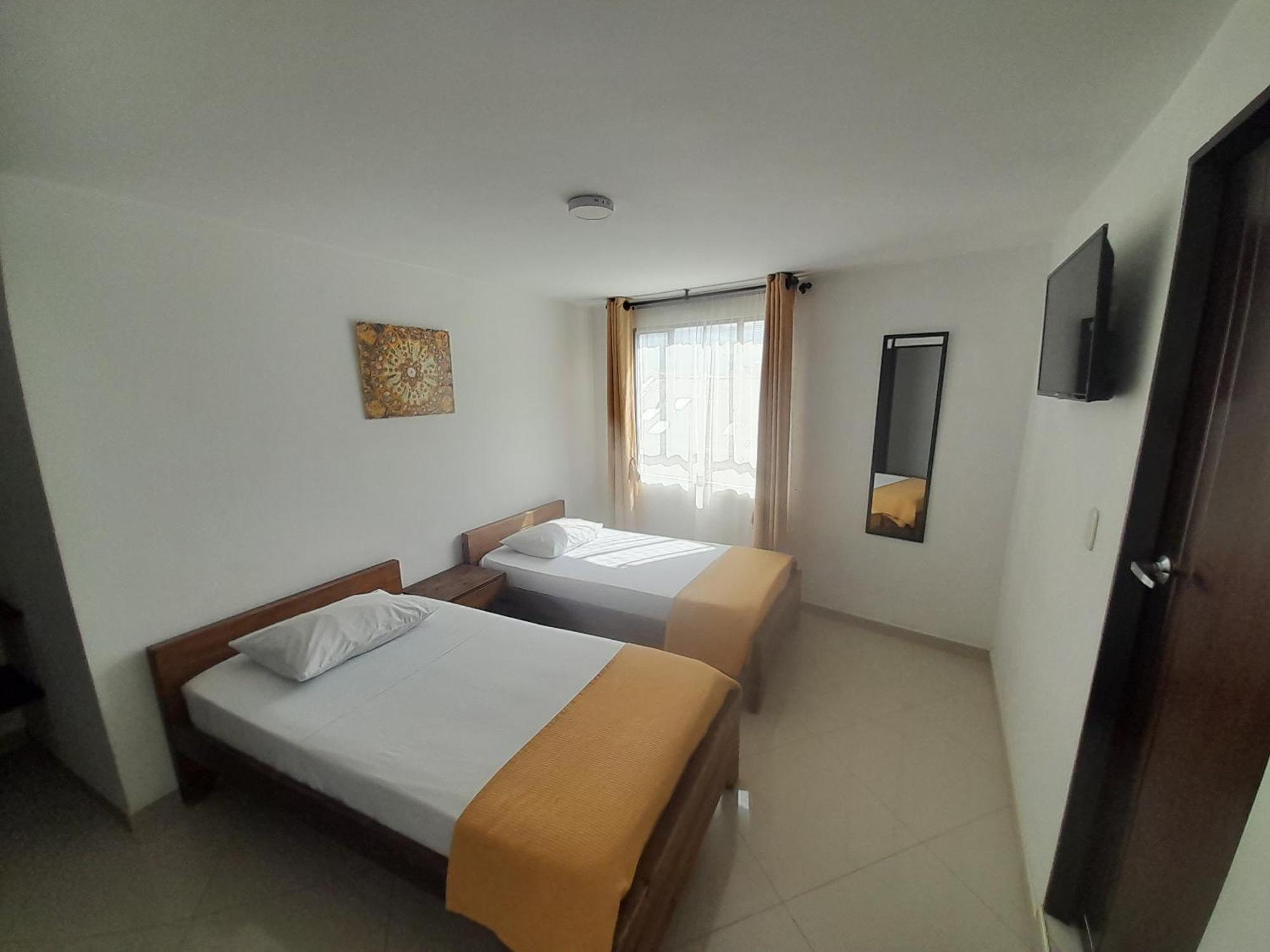 Hotel La Rueda Sr Барбоса Екстер'єр фото
